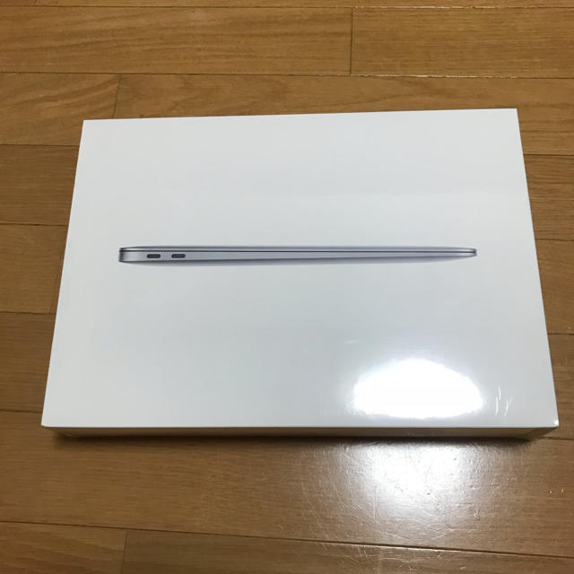 【新品未開封】MacBook  Air Retina 2018 レシート付き