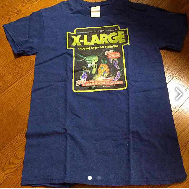 XLARGE(エクストララージ)のスポンジボブX-LARGE限定コラボT レディースのトップス(Tシャツ(半袖/袖なし))の商品写真