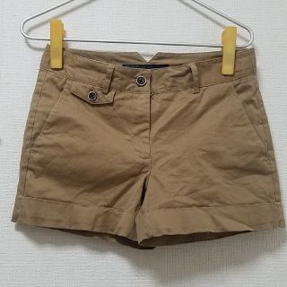 ザラ(ZARA)のZARA　ベージュショートパンツ　XS(ショートパンツ)