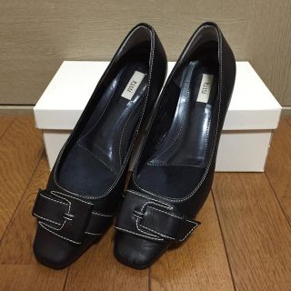 ピッティ(Pitti)のpitti ピッティ 黒 本革パンプス(ハイヒール/パンプス)