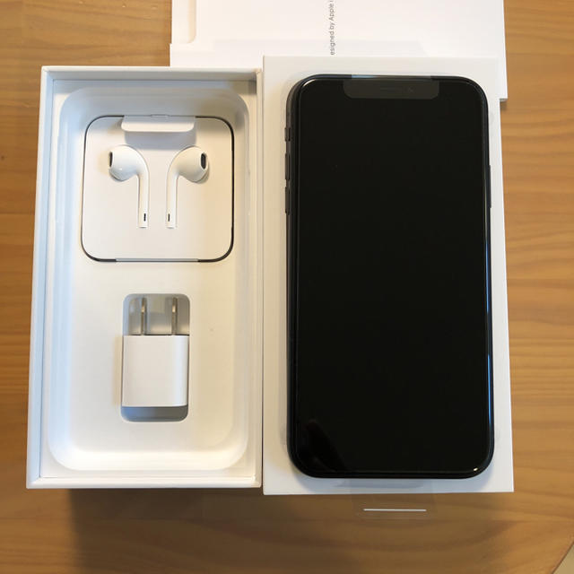 iPhoneXR SIMロック解除済み 新品