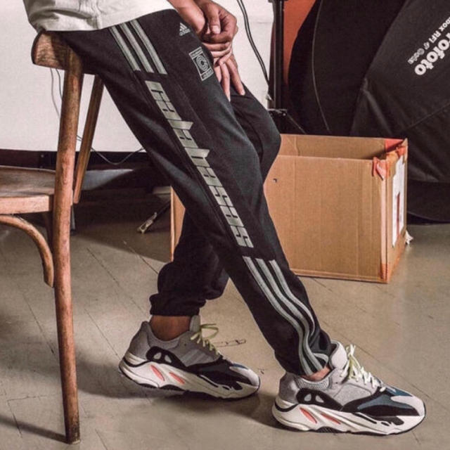 [新品]Adidas × Yeezy Calabasas TracK Pant 1