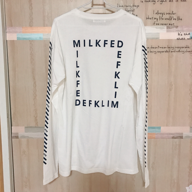 MILKFED.(ミルクフェド)のMILKFED. SLEEVE LOGO バックロゴTシャツ カットソー 新品 レディースのトップス(Tシャツ(長袖/七分))の商品写真