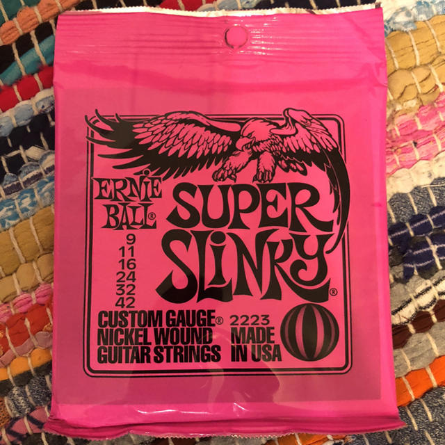 ERNIEBALL/ Super Slinky 2223 楽器のギター(弦)の商品写真