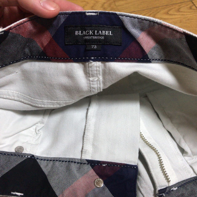 BLACK LABEL CRESTBRIDGE(ブラックレーベルクレストブリッジ)の｢ほぼ未使用｣BLACK LABEL テーパードストレッチデニム メンズのパンツ(デニム/ジーンズ)の商品写真