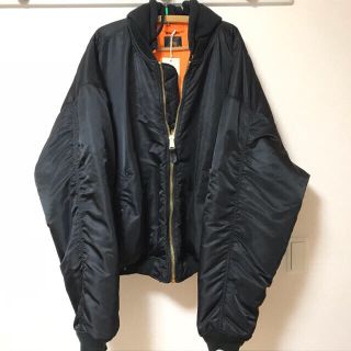 アルファインダストリーズ(ALPHA INDUSTRIES)のvetements  ヴェトモン ボンバージャケット MA-1 ブラック M(ブルゾン)