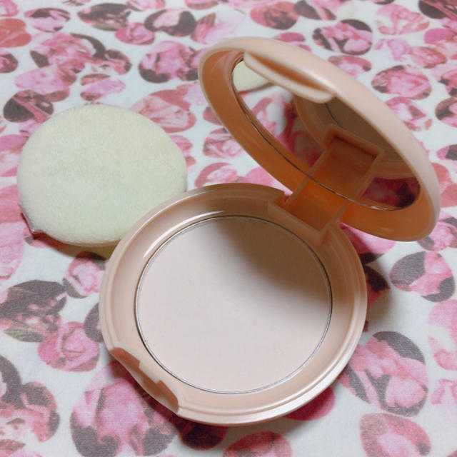 SKIN FOOD(スキンフード)の【SKIN FOOD】PORE SUN PACT コスメ/美容のベースメイク/化粧品(その他)の商品写真