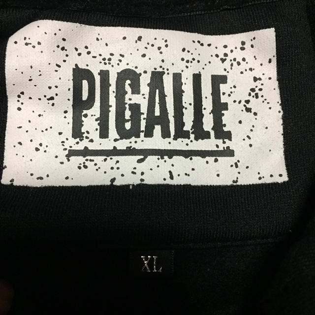 PIGALLE(ピガール)の値下げ！美品 PIGALLE ピガール パーカー ブラック メンズのトップス(パーカー)の商品写真