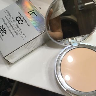 セフォラ(Sephora)のitcosme  プレストCC  最終お値下げ(BBクリーム)