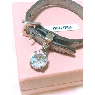 ミュウミュウ(miumiu)の【最終価格！早い者勝ちです🙇】miumiu💗ブレスレット(ブレスレット/バングル)