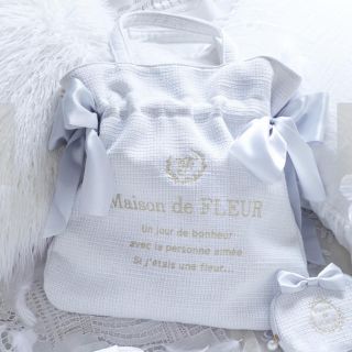 メゾンドフルール(Maison de FLEUR)のMaison de FLFUR まいまいコラボダブルリボントートバッグ(トートバッグ)