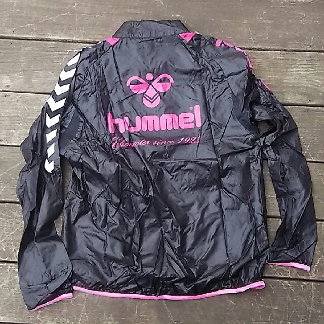 hummel(ヒュンメル)の専用です！ ウィンドブレーカー＆パンツ Msize スポーツ/アウトドアのサッカー/フットサル(ウェア)の商品写真