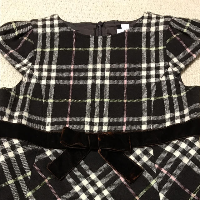 BURBERRY(バーバリー)の藍子様専用☆バーバリー ワンピース ノバチェック柄 キッズ/ベビー/マタニティのキッズ服女の子用(90cm~)(ワンピース)の商品写真