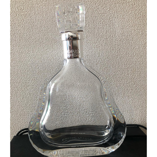 Baccarat(バカラ)のHENNESY RICHARD バカラ 空瓶 食品/飲料/酒の酒(ブランデー)の商品写真