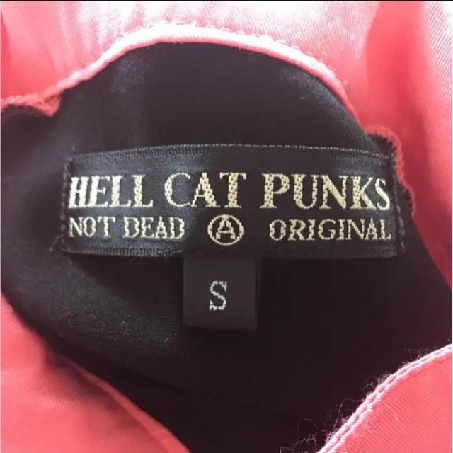 HELLCATPUNKS(ヘルキャットパンクス)の処分価格★ヘルキャットパンクス ボウリングシャツ  レディースのトップス(シャツ/ブラウス(半袖/袖なし))の商品写真