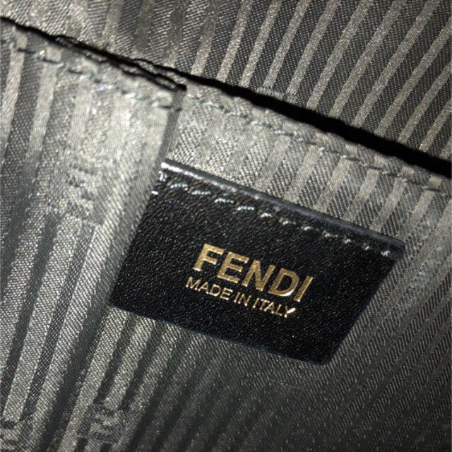 FENDI トゥージュールバッグ✨の通販 by ❤️arian's shop♥️レディース&メンズ｜フェンディならラクマ - そると様専用✨FENDIフェンディ 新品低価