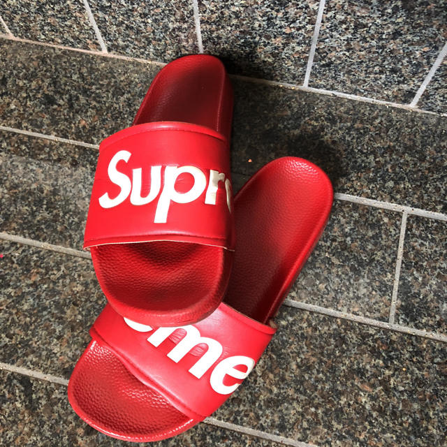 Supreme(シュプリーム)のsupreme メンズの靴/シューズ(ビーチサンダル)の商品写真