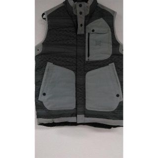 バートン(BURTON)のBURTON　THIRTEEN　相澤陽介　コラボ　LUPUS DOWN VEST(ベスト)