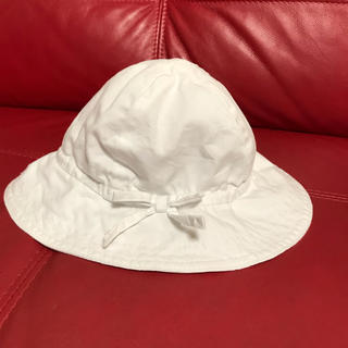 ベビーギャップ(babyGAP)の【中古】baby GAP 帽子 44cm ホワイト 白 ベビー ギャップ(帽子)