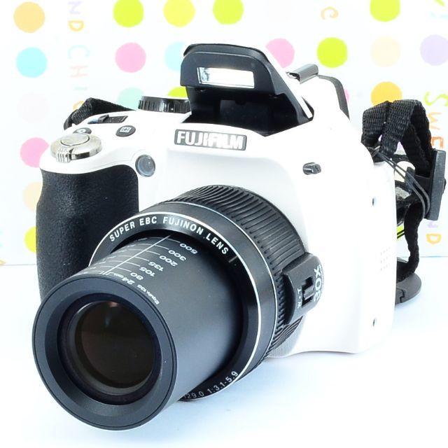 ✨Wifiも可能なお洒落ホワイト✨FUJIFILM FinePix SL300✨