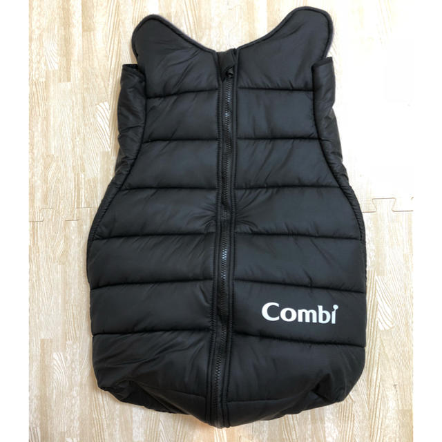 combi(コンビ)のぴっぴ様専用コンビ フットマフ新品 キッズ/ベビー/マタニティの外出/移動用品(ベビーカー用アクセサリー)の商品写真