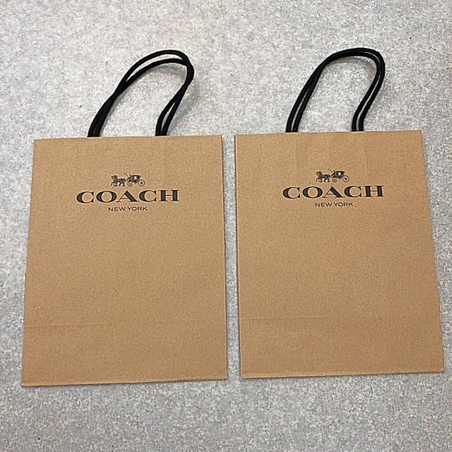 COACH(コーチ)のCOACHショッパー 紙袋 2枚 レディースのバッグ(ショップ袋)の商品写真
