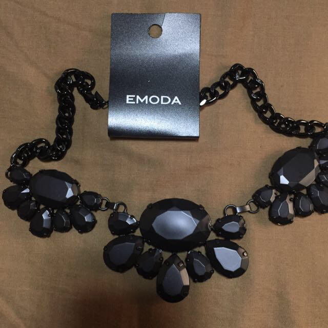 EMODA(エモダ)のエモダ ビジューネックレス レディースのアクセサリー(ネックレス)の商品写真