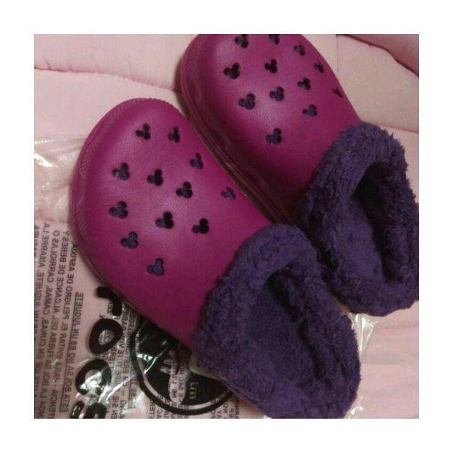 crocs(クロックス)のレア！crocs クロックス　ディズニーマンモス　ベリー&グレープ　ミッキー レディースの靴/シューズ(サンダル)の商品写真