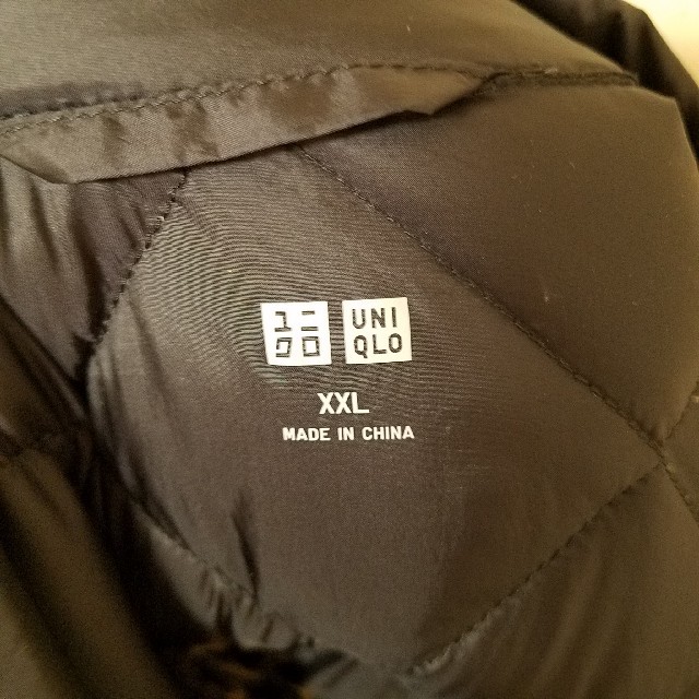 UNIQLO(ユニクロ)のUNIQLO軽量ダウン黒XXLサイズ レディースのジャケット/アウター(ダウンジャケット)の商品写真