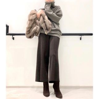 アパルトモンドゥーズィエムクラス(L'Appartement DEUXIEME CLASSE)のKnit Cropped パンツ 36 アパルトモン クロップドパンツ ブラウン(クロップドパンツ)