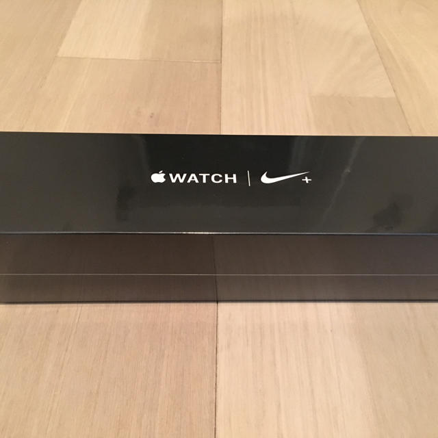 Apple Watch(アップルウォッチ)の値下げしました！☆新品未開封☆アップルウォッチ4☆ メンズの時計(腕時計(デジタル))の商品写真