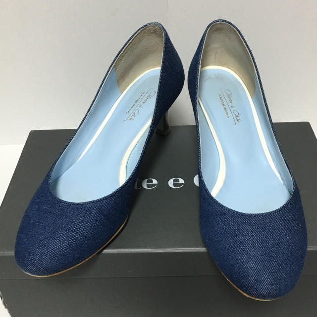 Odette e Odile(オデットエオディール)の美品 オデットエオディール  パンプス  ブルー系 レディースの靴/シューズ(ハイヒール/パンプス)の商品写真