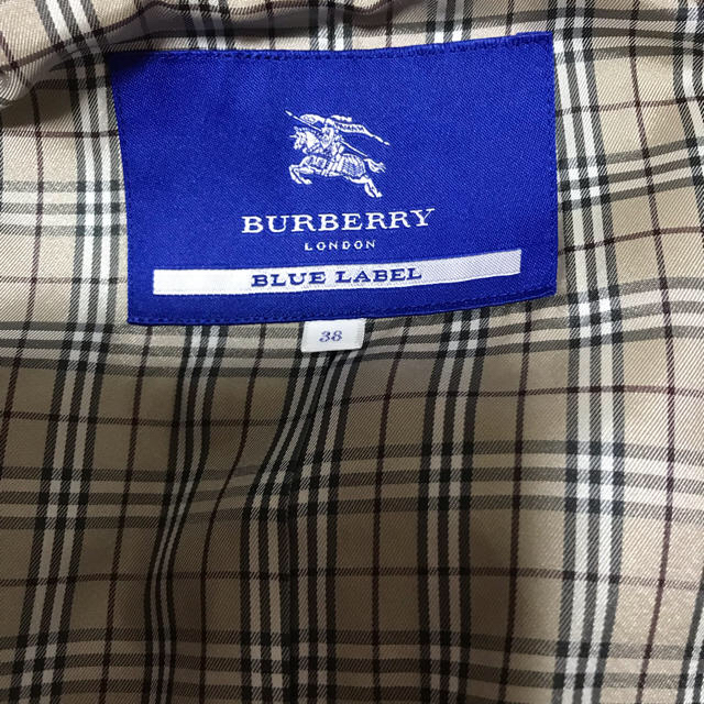 BURBERRY BLUE LABEL(バーバリーブルーレーベル)の未使用 バーバリーブルーレーベル ダッフルコート38 レディースのジャケット/アウター(ダッフルコート)の商品写真