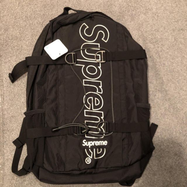 バッグSupreme backpack 黒 新品