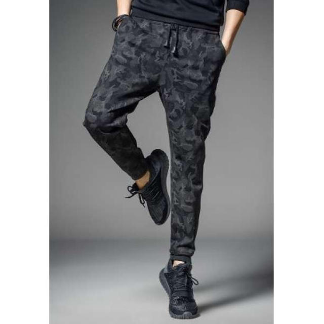 メンズ ジョガーパンツ スウェット 9分丈 迷彩  黒 XXL メンズのパンツ(その他)の商品写真