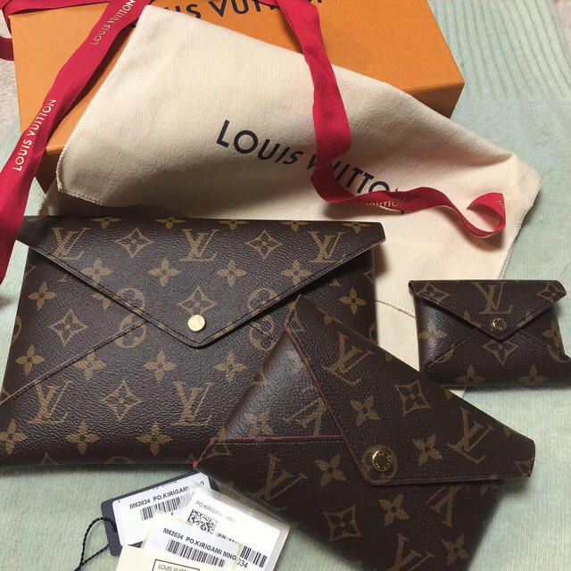 LOUIS VUITTON - キリガミ♥️パリLVの通販 by from Paris????????｜ルイヴィトンならラクマ
