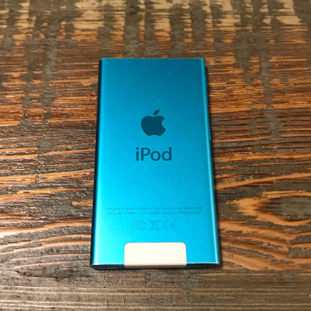 Apple(アップル)のi Pod nano 第7世代 16GB ブルー スマホ/家電/カメラのオーディオ機器(ポータブルプレーヤー)の商品写真