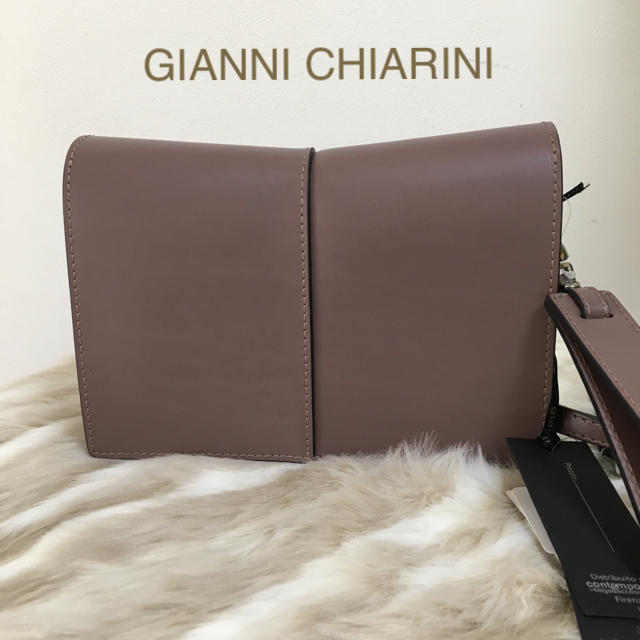 TOMORROWLAND(トゥモローランド)のhalo0203様専用☆GIANNI CHIARINI ２wayクラッチバッグ レディースのバッグ(クラッチバッグ)の商品写真