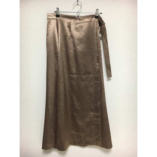 FRAY I.D(フレイアイディー)のmakoumi様専用 FRAYID ナローサテンスカート レディースのスカート(ロングスカート)の商品写真