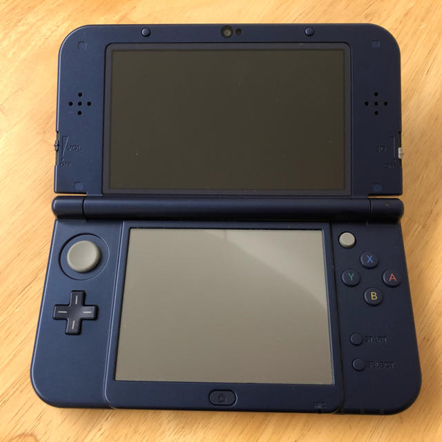 New ニンテンドー3DS LL 1