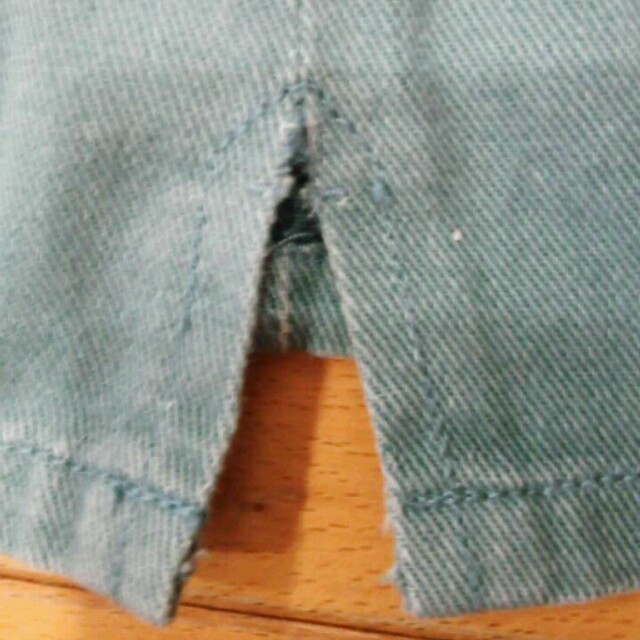 Kastane(カスタネ)のKastane  グリーンスカート レディースのスカート(ミニスカート)の商品写真