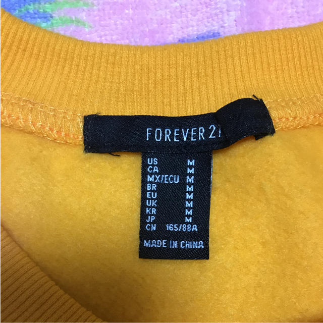 FOREVER 21(フォーエバートゥエンティーワン)のフォーエバー21 Forever レディース M 黄色 イエロー レディースのトップス(トレーナー/スウェット)の商品写真