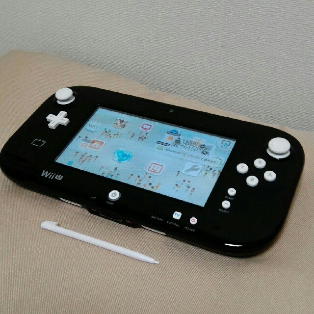 任天堂　wiiu　ゲームパッド黒　白ボタン交換　正常動作確認済　タッチペン付 | フリマアプリ ラクマ