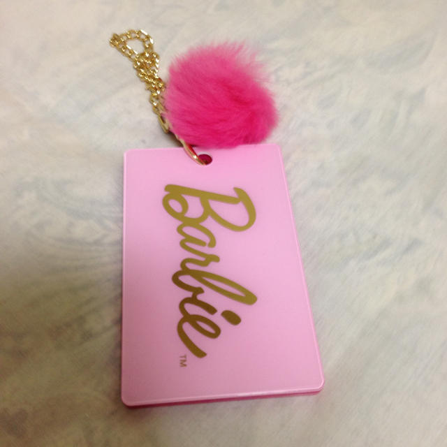 Barbie(バービー)のbarbieのパスケース♡値下中！ レディースのファッション小物(名刺入れ/定期入れ)の商品写真
