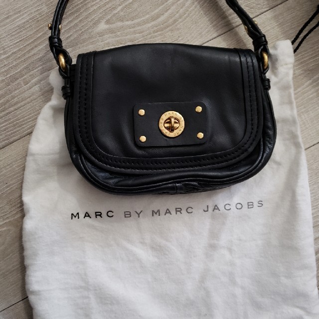 MARC BY MARC JACOBS(マークバイマークジェイコブス)のお値下げ　マークバイマークジェイコブス　ショルダーバッグ レディースのバッグ(ショルダーバッグ)の商品写真