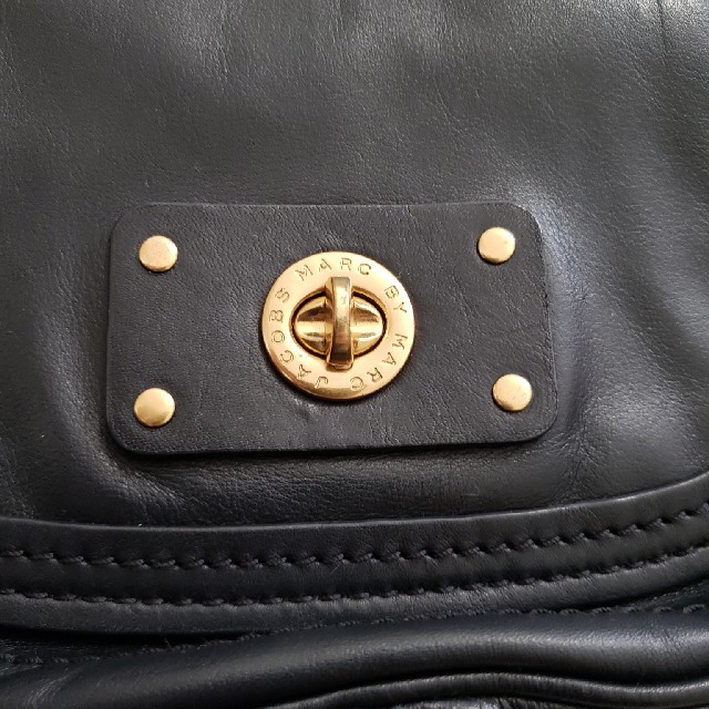 MARC BY MARC JACOBS(マークバイマークジェイコブス)のお値下げ　マークバイマークジェイコブス　ショルダーバッグ レディースのバッグ(ショルダーバッグ)の商品写真