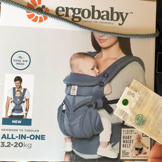 Ergobaby(エルゴベビー)の【試着のみ】検印 保証有 オクスフォードブルー オムニ360 クールエア  キッズ/ベビー/マタニティの外出/移動用品(抱っこひも/おんぶひも)の商品写真