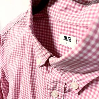 ユニクロ(UNIQLO)のユニクロ ギンガムチェックシャツ◆ピンク◆Sサイズ(シャツ)