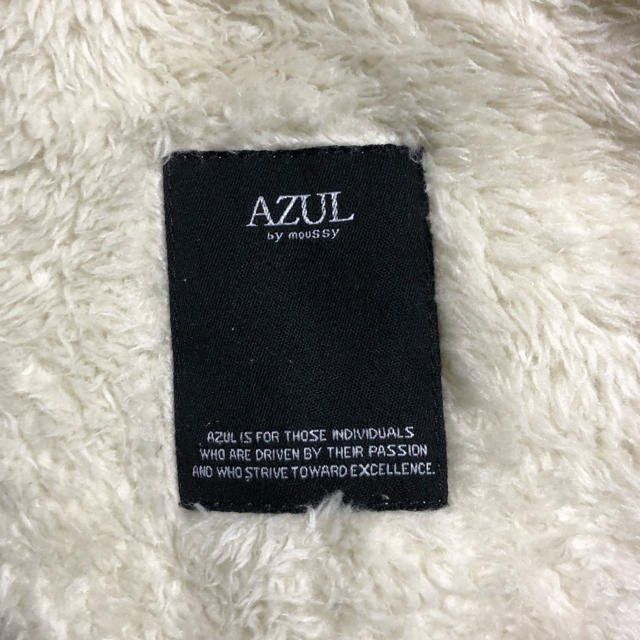 AZUL by moussy(アズールバイマウジー)のAZUL by moussy ボアガウンコート レディースのジャケット/アウター(ガウンコート)の商品写真