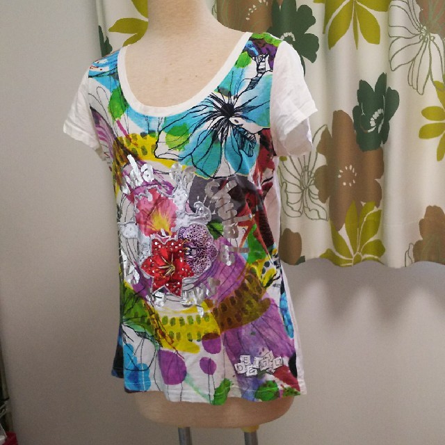 DESIGUAL(デシグアル)のデシグアル カットソー レディースのトップス(カットソー(半袖/袖なし))の商品写真